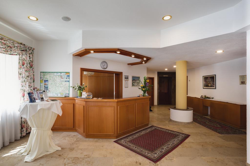 Stadthotel Muenze Бад-Мергентхайм Экстерьер фото