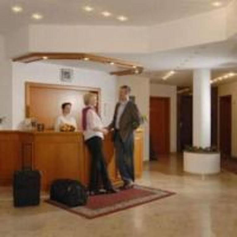 Stadthotel Muenze Бад-Мергентхайм Экстерьер фото
